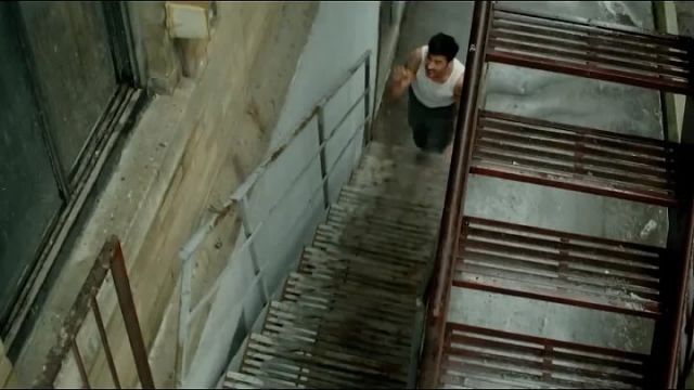 B13 - 13Âº DISTRITO - David Belle - 2004