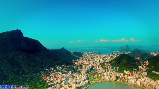 E.A.S. - ESQUADRÃO ANTISSEQUESTRO (Brasil, 2014)