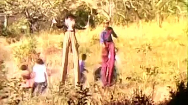 Os Saltimbancos TrapalhÃµes - Filme 1981 Nacional.mp4